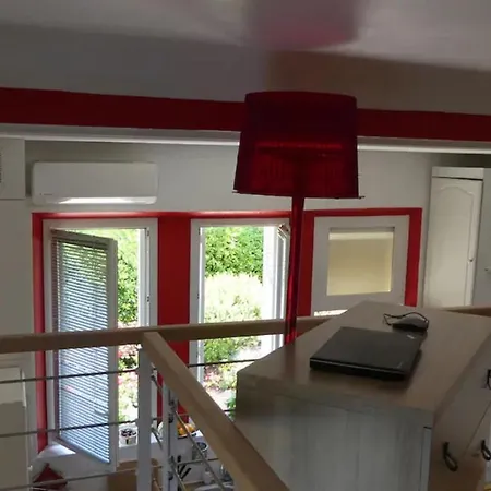 Dans Avec Parc Apartment *