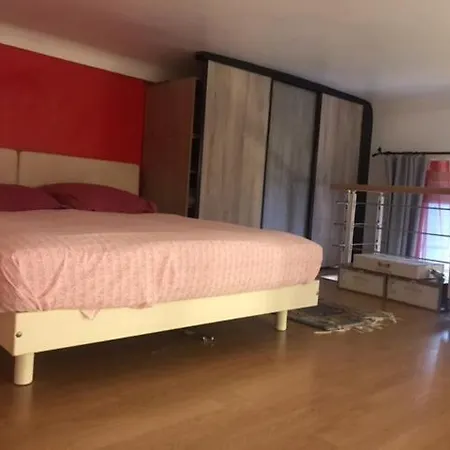 Appartement Dans Avec Parc *